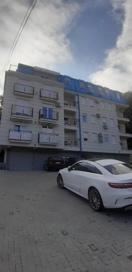 Cvetkovic Lux Аpartmani & Free Garaza Apartment Vrnjačka Banja Exterior foto